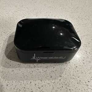Wearable4u earbuds and charging case black
